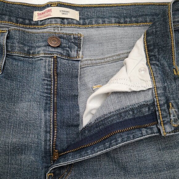 Signature by Levi Strauss Men's Size 36/32 Medium Wash Straight Leg Jeans - Picture 9 of 14
